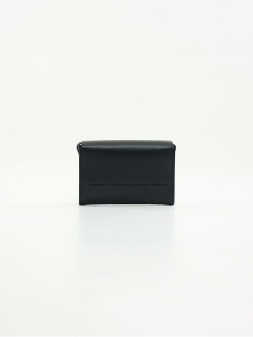 Жіноча шкіряна сумка "Черемош" у лімітованому чорному Жіноча шкіряна сумка "Черемош" у лімітованому чорному