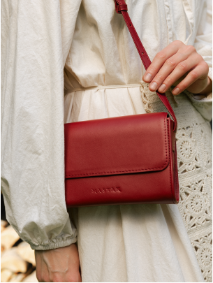 Жіноча шкіряна сумка "Черемош"  у лімітованому вишневому