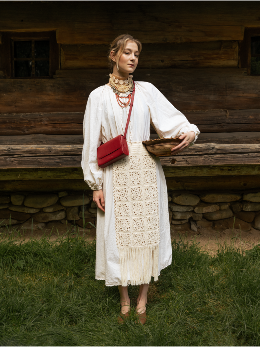 Жіноча шкіряна сумка "Черемош" у лімітованому вишневому Жіноча шкіряна сумка "Черемош" у лімітованому вишневому