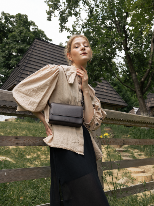 Жіноча шкіряна сумка "Черемош" у лімітованому коричневому