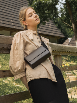 Жіноча шкіряна сумка "Черемош" у лімітованому коричневому