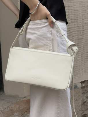 Жіноча сумка "Рима" біла шкіряна 