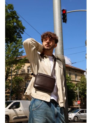 Чоловіча бананка "Темп" шкіряна коричнева