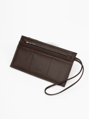 Шкіряний клатч з ремінцем коричневий