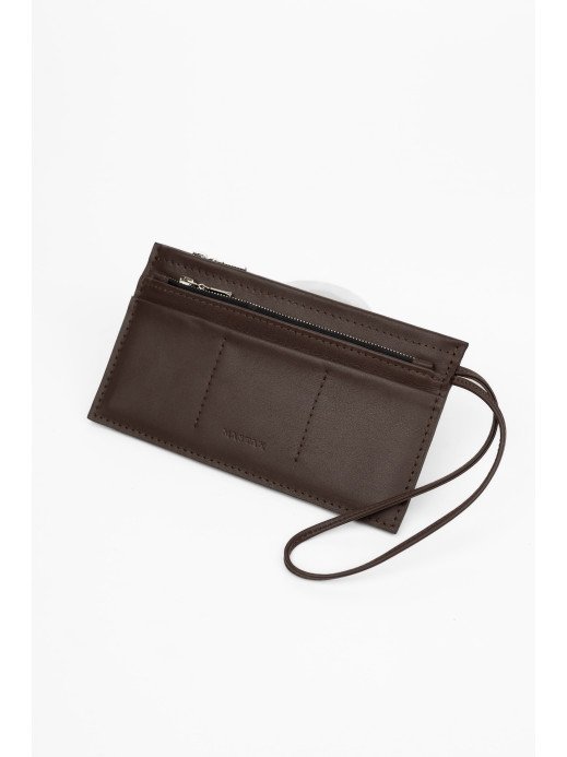 Шкіряний клатч з ремінцем коричневий