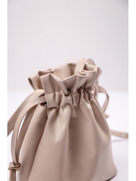 Жіноча сумка-мішечок "Цвіт" ванільна молочна