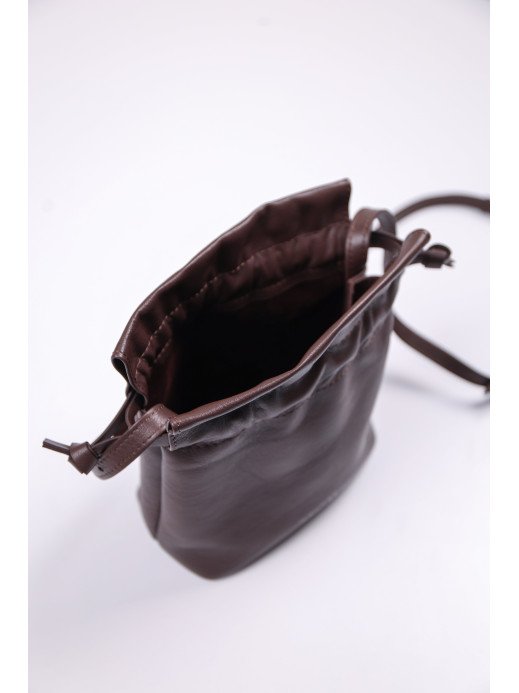 Жіноча сумка-мішечок "Цвіт" коричнева шкіряна