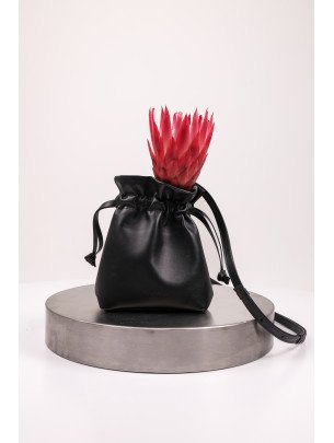 Жіноча сумка-мішечок "Цвіт" чорна 