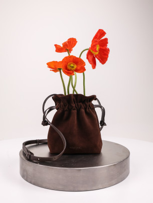 Жіноча сумка-мішечок "Цвіт" коричнева замшева