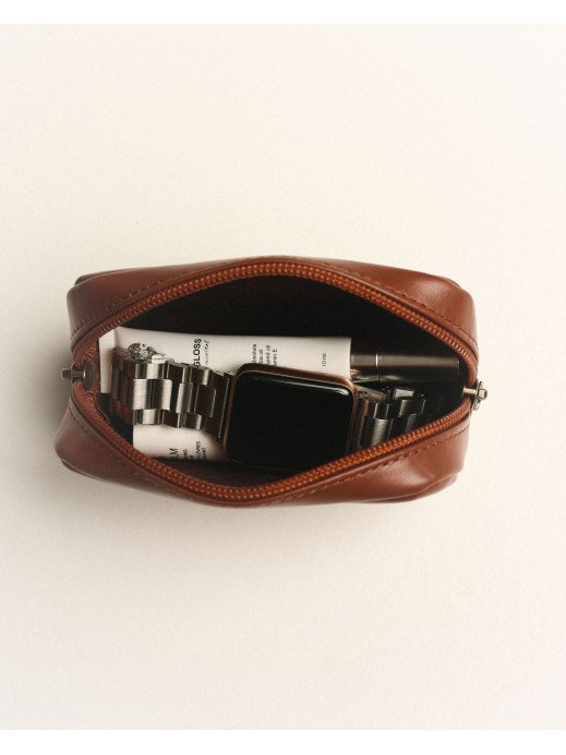 Шкіряна міні-косметичка у лімітованому коньячному Шкіряна міні-косметичка у лімітованому коньячному