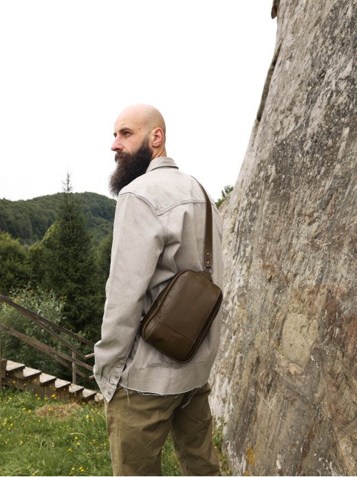 Чоловіча шкіряна сумка "Люксембург" у лімітованому мілітарі