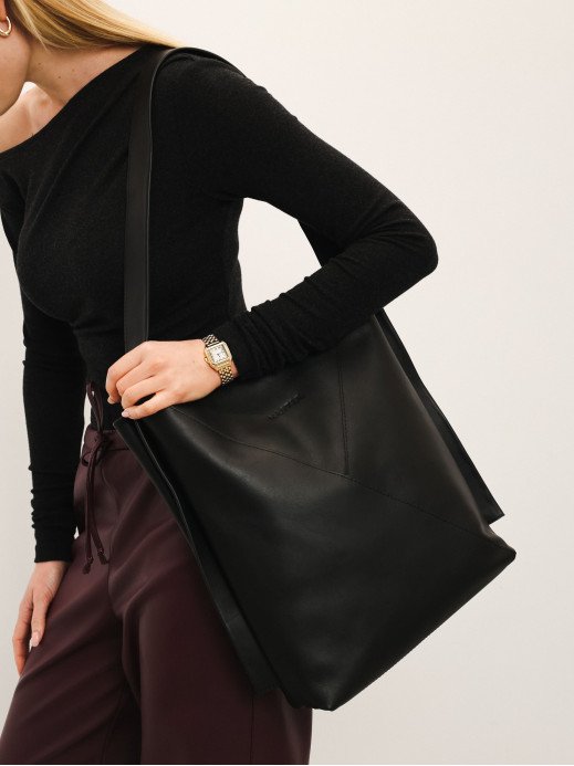 Жіночий шкіряний шопер "Монтенегро" у лімітованому чорному 