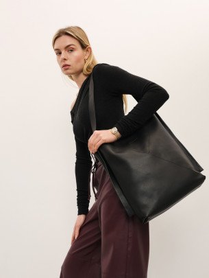 Жіночий шкіряний шопер "Монтенегро" у лімітованому чорному 