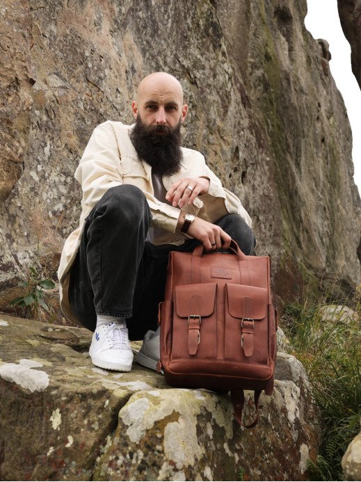 Чоловічий шкіряний рюкзак "Кембридж" у вінтажному коньячному