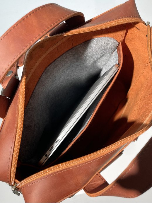 Чоловічий шкіряний рюкзак "Кембридж" у вінтажному коньячному