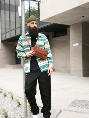 Чоловіча шкіряна бананка "Київ" у вінтажному коньячному  