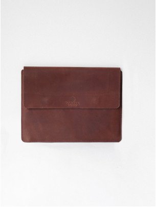 Шкіряний чохол для ноутбука у вінтажному коньячному 