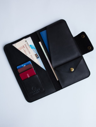 Шкіряний тревел-кейс у класичному чорному