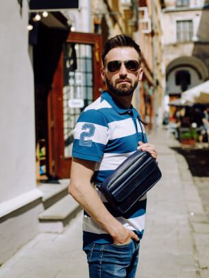 Чоловіча шкіряна бананка "Київ" у вінтажному синьому