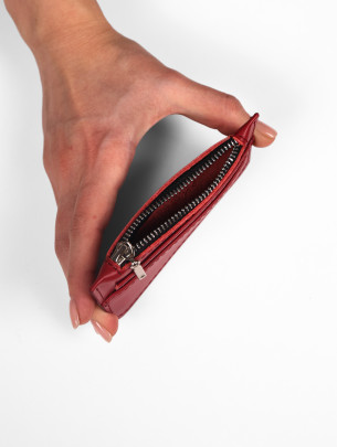 Шкіряний картхолдер у лімітованому вишневому Шкіряний картхолдер у лімітованому вишневому