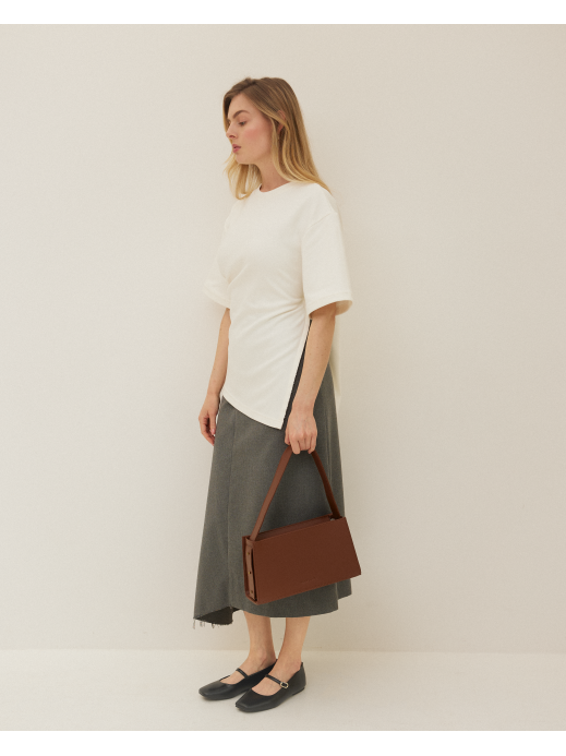 Жіноча шкіряна сумка "Турин" у лімітованому коньячному Жіноча шкіряна сумка "Турин" у лімітованому коньячному