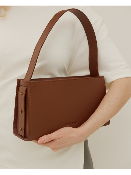 Жіноча шкіряна сумка "Турин" у лімітованому коньячному Жіноча шкіряна сумка "Турин" у лімітованому коньячному