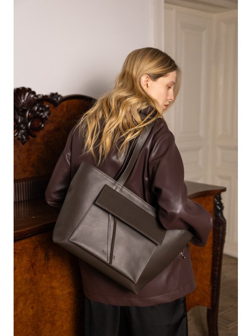 "Соло" коричнева шкіряна жіноча сумка "Соло" коричнева шкіряна жіноча сумка