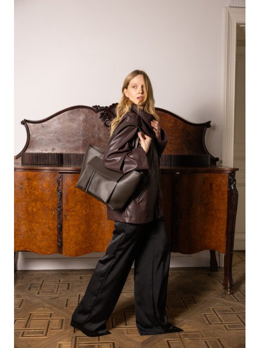 "Соло" коричнева шкіряна жіноча сумка "Соло" коричнева шкіряна жіноча сумка