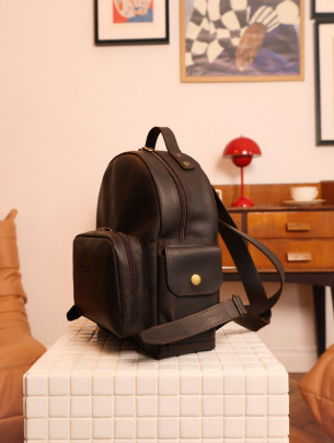 Жіночий шкіряний рюкзак "Порту" у вінтажному коричневому Жіночий шкіряний рюкзак "Порту" у вінтажному коричневому