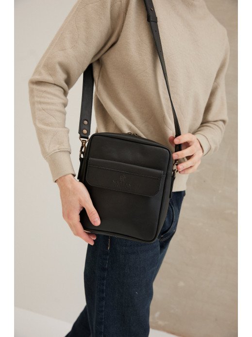 Чоловіча шкіряна сумка для документів у лімітованому чорному