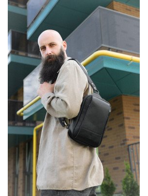 Чоловіча шкіряна сумка "Люксембург" у лімітованому чорному Чоловіча шкіряна сумка "Люксембург" у лімітованому чорному