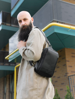 Чоловіча шкіряна сумка "Люксембург" у лімітованому чорному